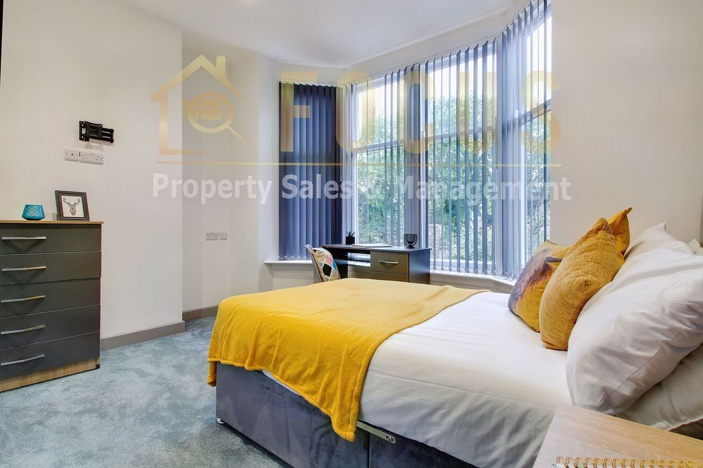 6 bed terraced house to rentStretton Road, Leicester LE3