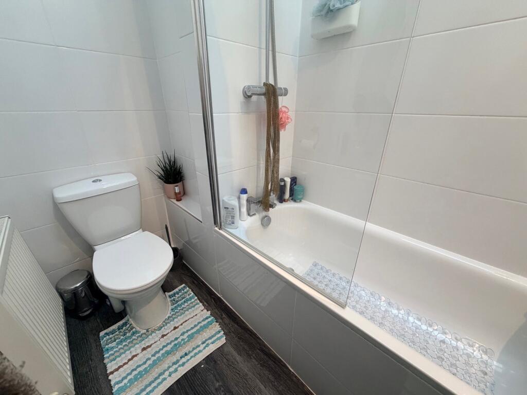 Additional image 9 of Bowling Green Close