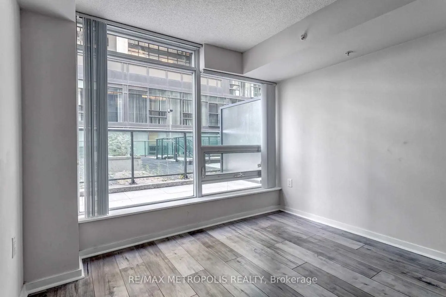 Additional image 10 of 36 Lisgar Street 712E