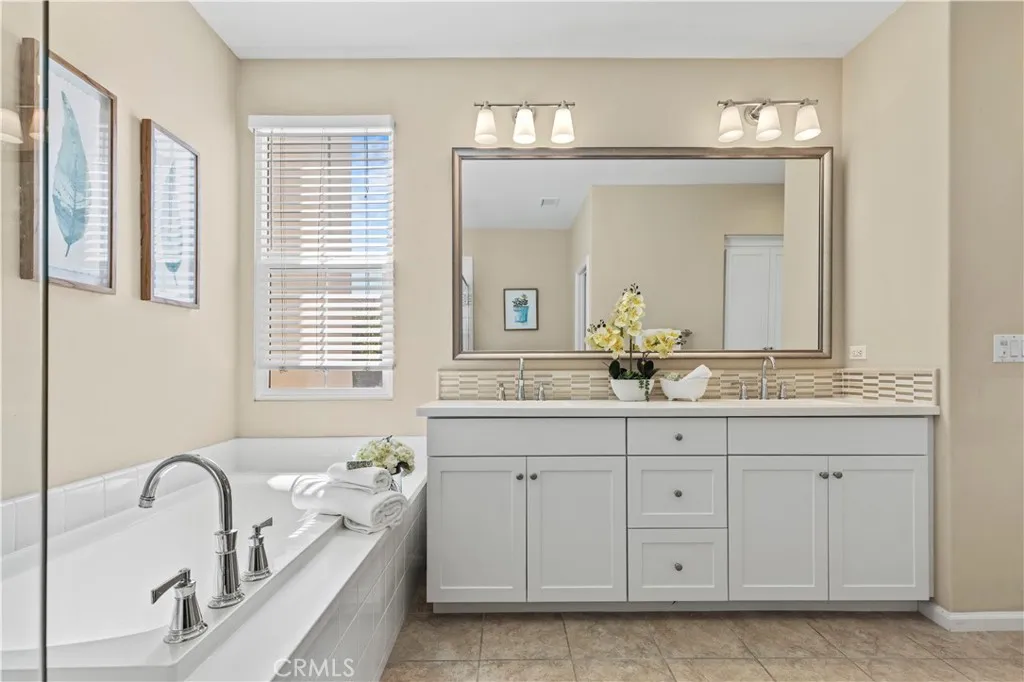 Additional image 33 of 118 Mighty Oak, Irvine, CA 92602