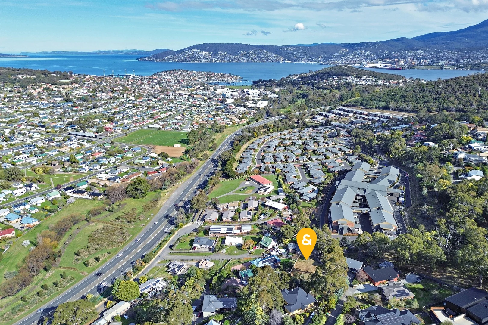 24 Wassell Place, Lindisfarne TAS 7015