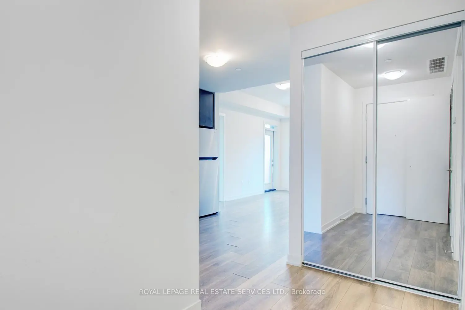 Additional image 5 of 62 Sky Harbour Drive 113