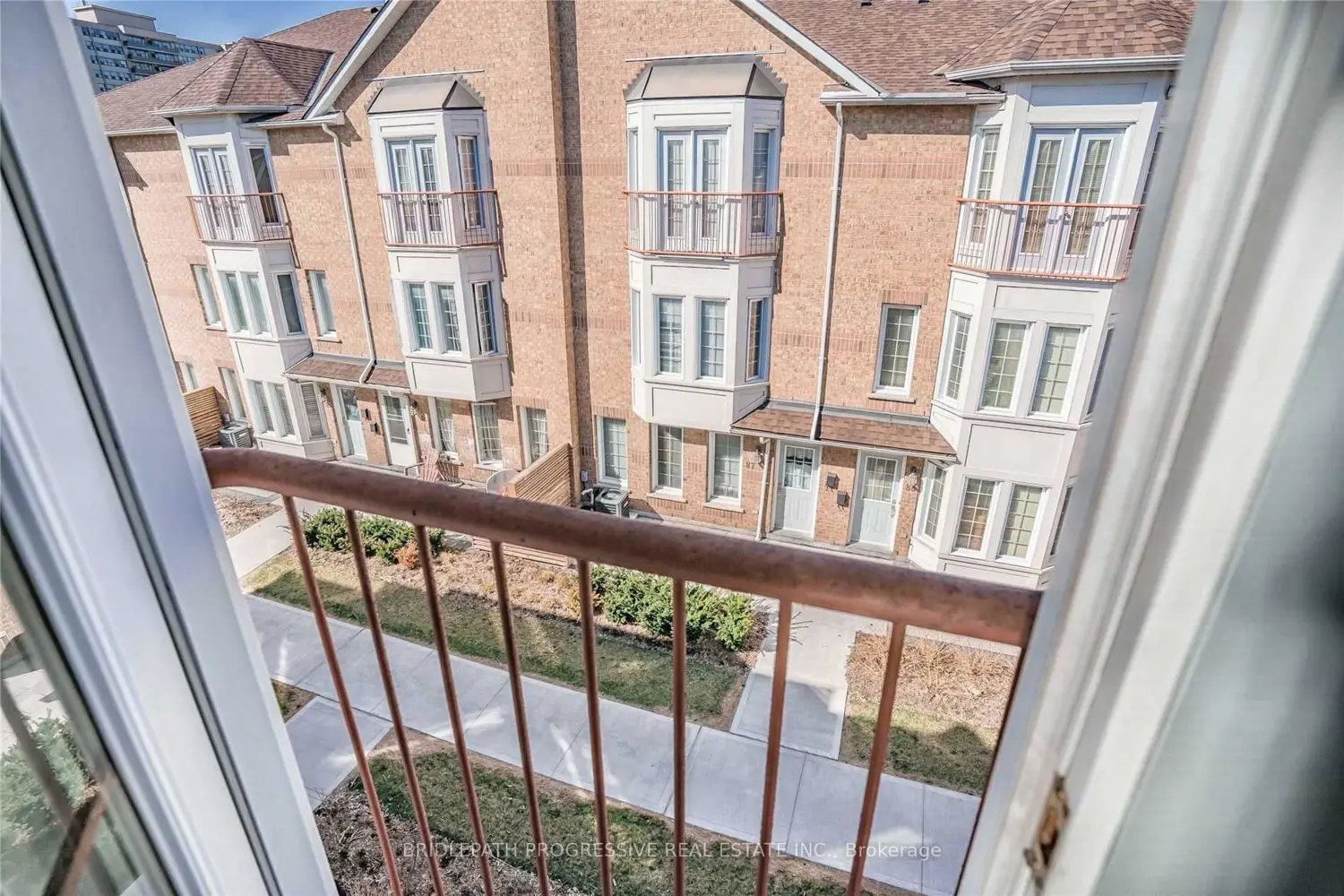 Additional image 17 of 151 Townsgate Drive 82