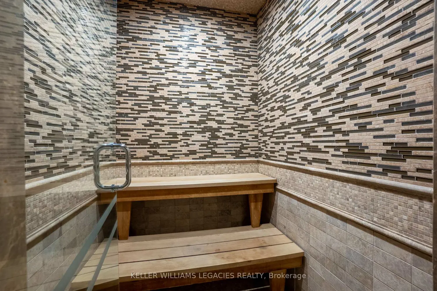 Additional image 18 of 223 Erb Street 1202