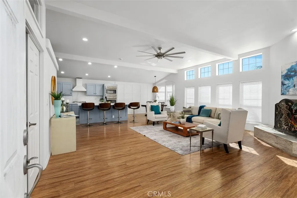 Additional image 4 of 80 Huntington St Unit 402, Huntington Beach, CA 92648