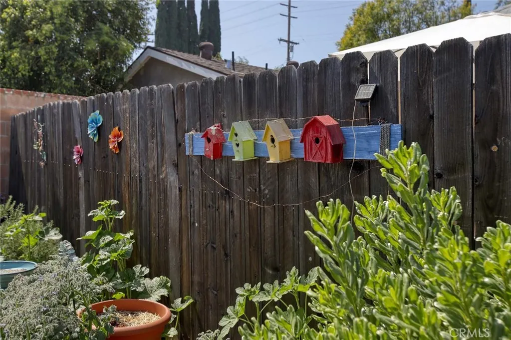 Additional image 63 of 10319 Russett Ave, Sunland, CA 91040