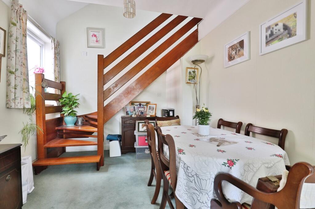 Additional image 5 of Coombe Avenue, BOURNEMOUTH, Dorset, BH10