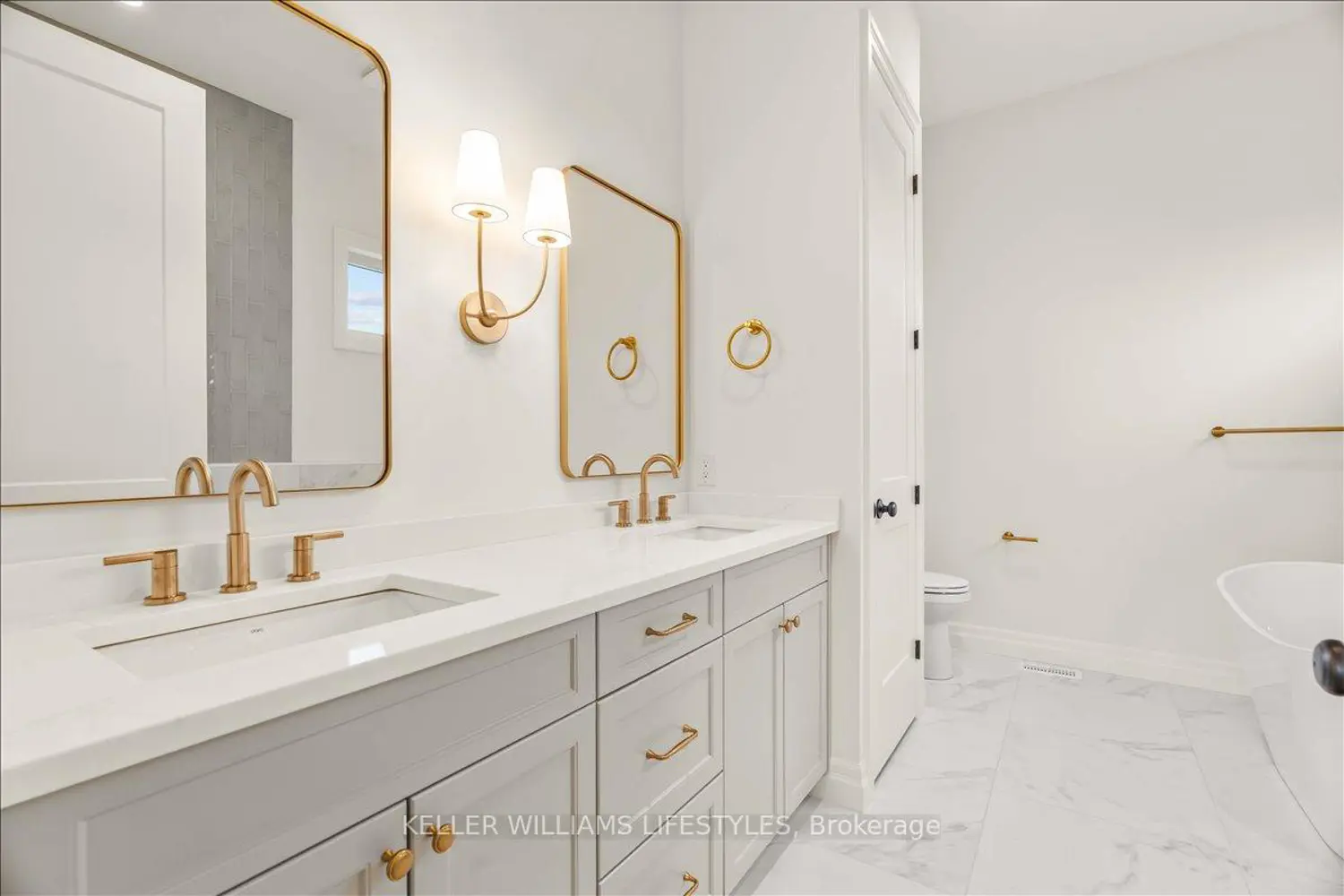 Additional image 10 of 126 Fraser Crescent