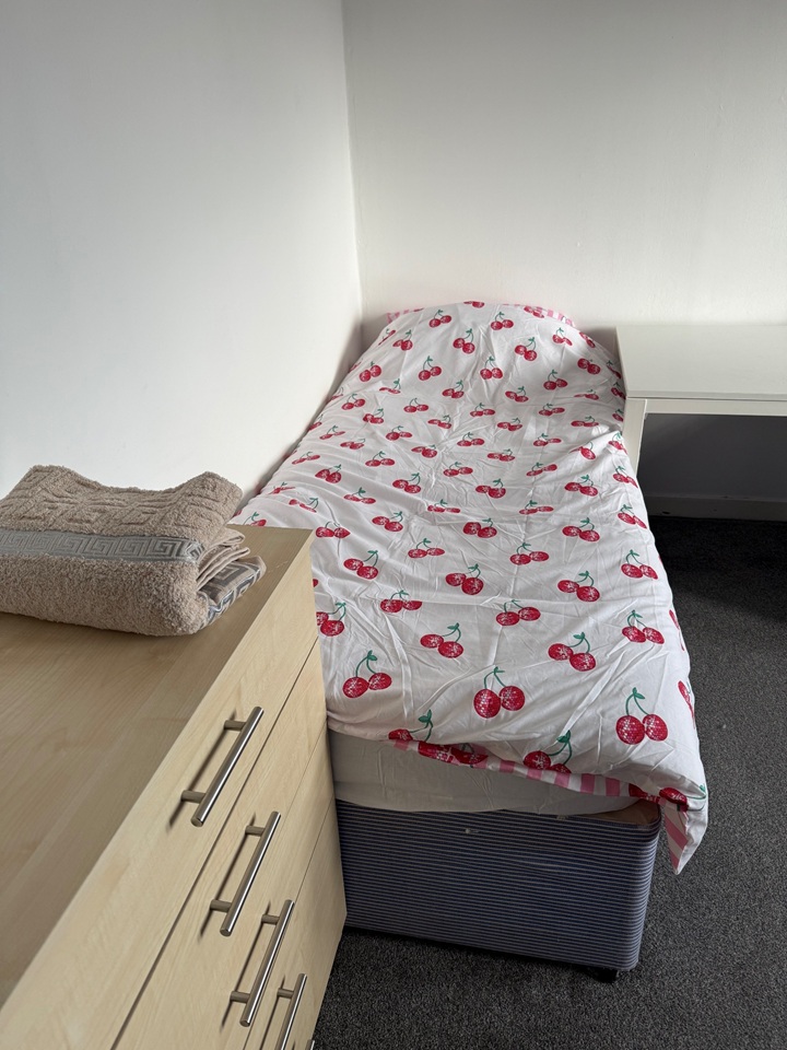 Additional image 2 of Room in a Shared Flat, Duke St, G31, N1 7GU