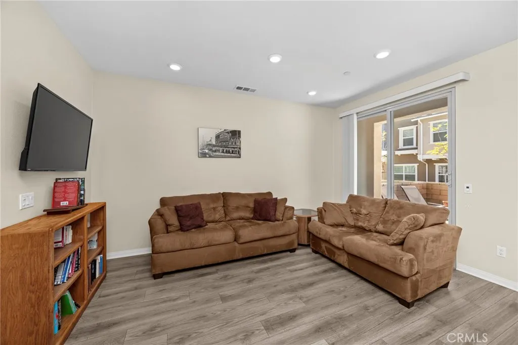 Additional image 36 of 22886 Concord Dr, Saugus, CA 91350