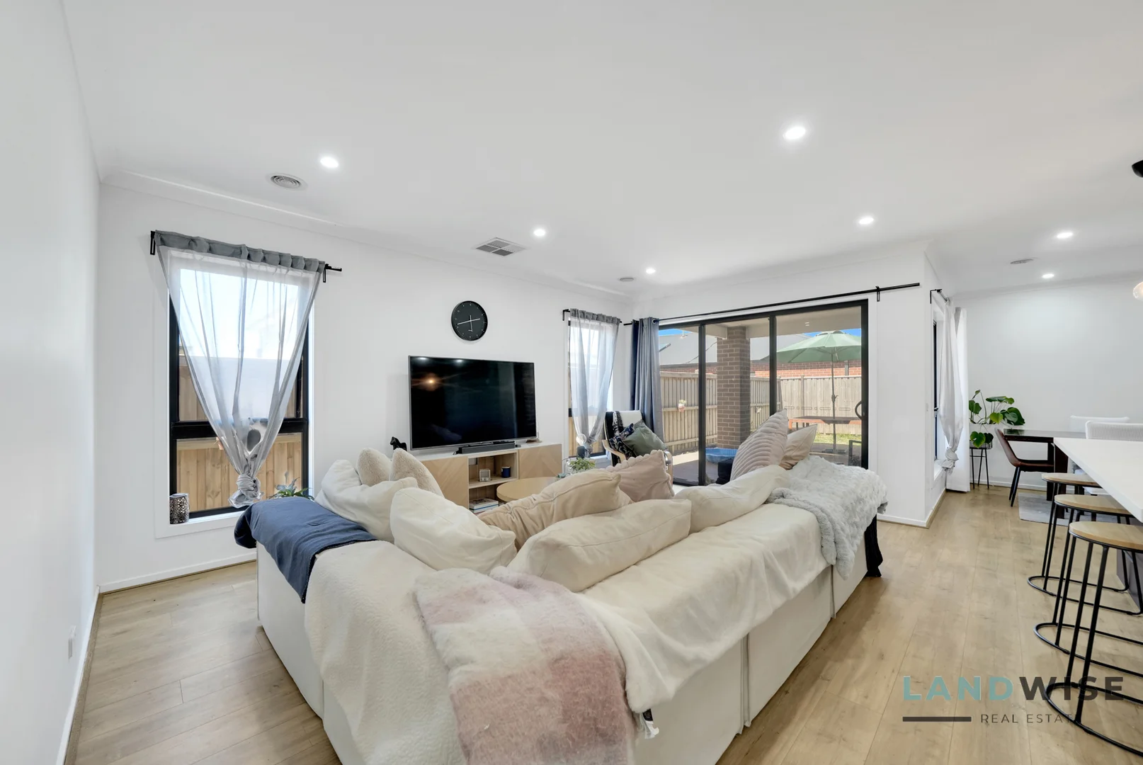 Additional image 13 of 20 Rex Drive, Thornhill Park VIC 3335