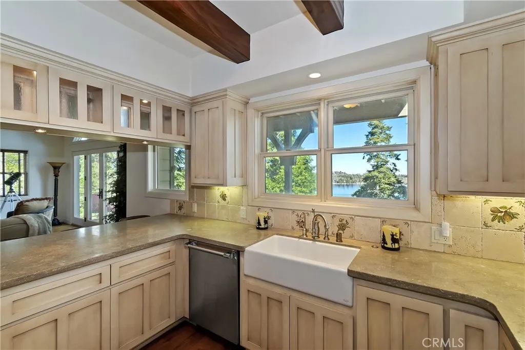 Additional image 15 of 319 Mittry Lane, Lake Arrowhead, CA 92352