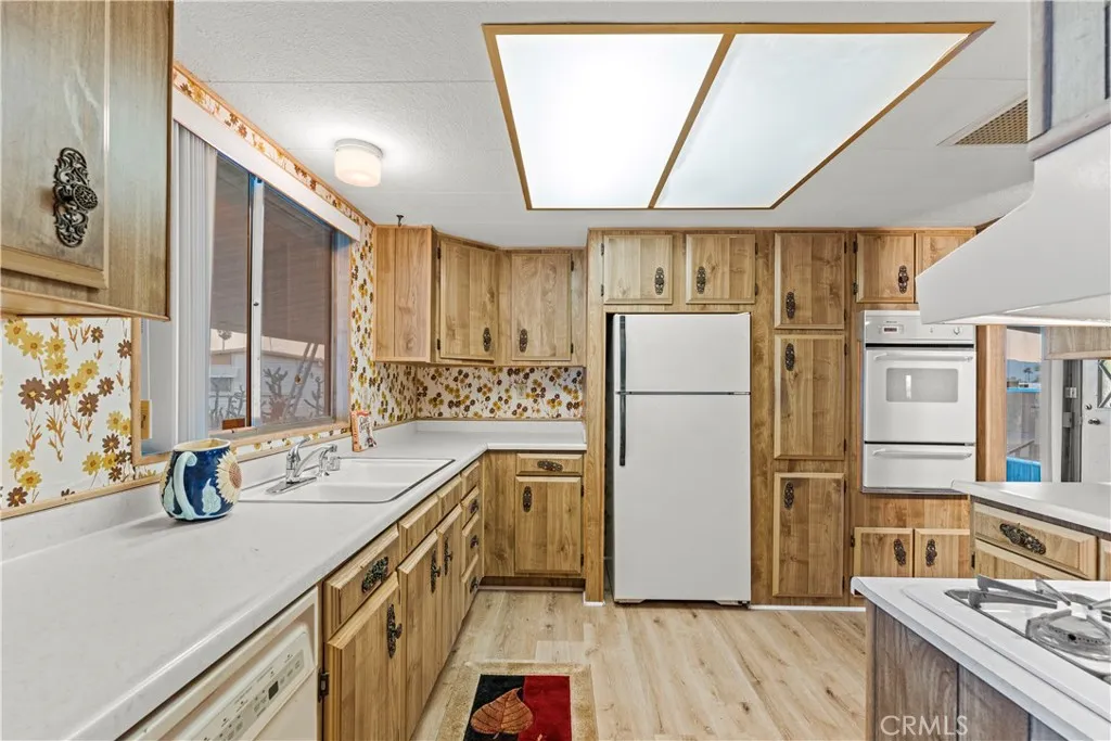 Additional image 14 of 69500 Poolside Dr, Desert Hot Springs, CA 92241