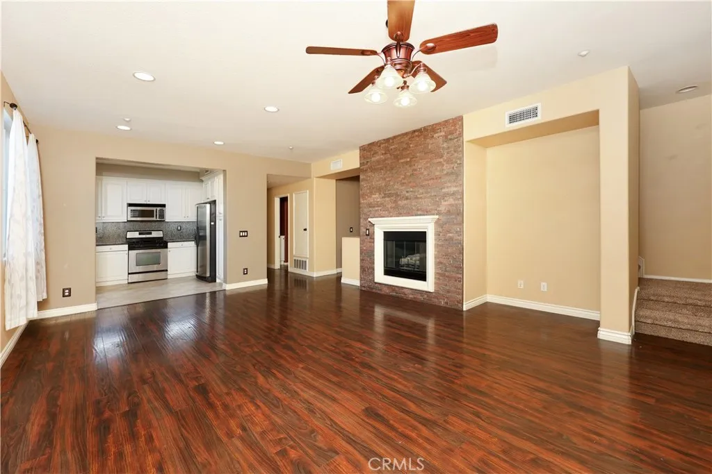 Additional image 10 of 155 Zephyr Run, Tustin, CA 92782