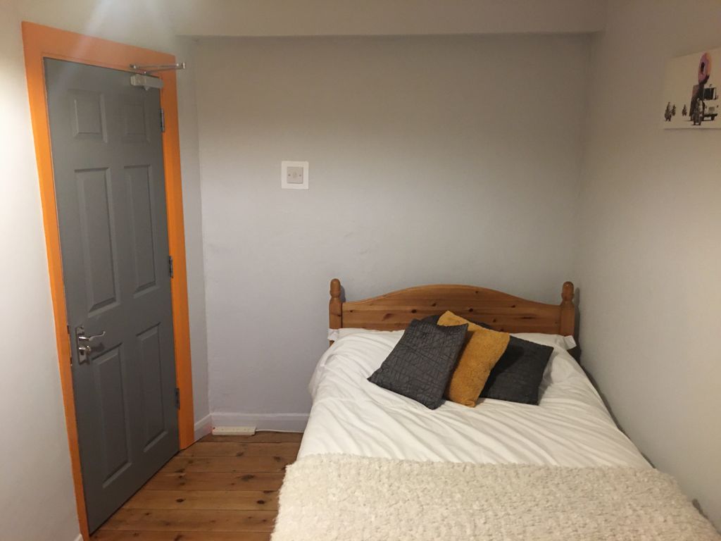 Additional image 7 of 4 bed terraced house to rentNorthcote Street, Northampton NN2