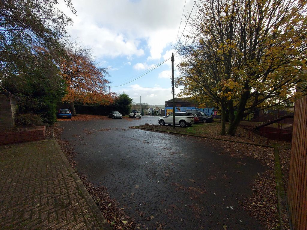 Additional image 14 of Studio to rentThe Cross, Dalry KA24