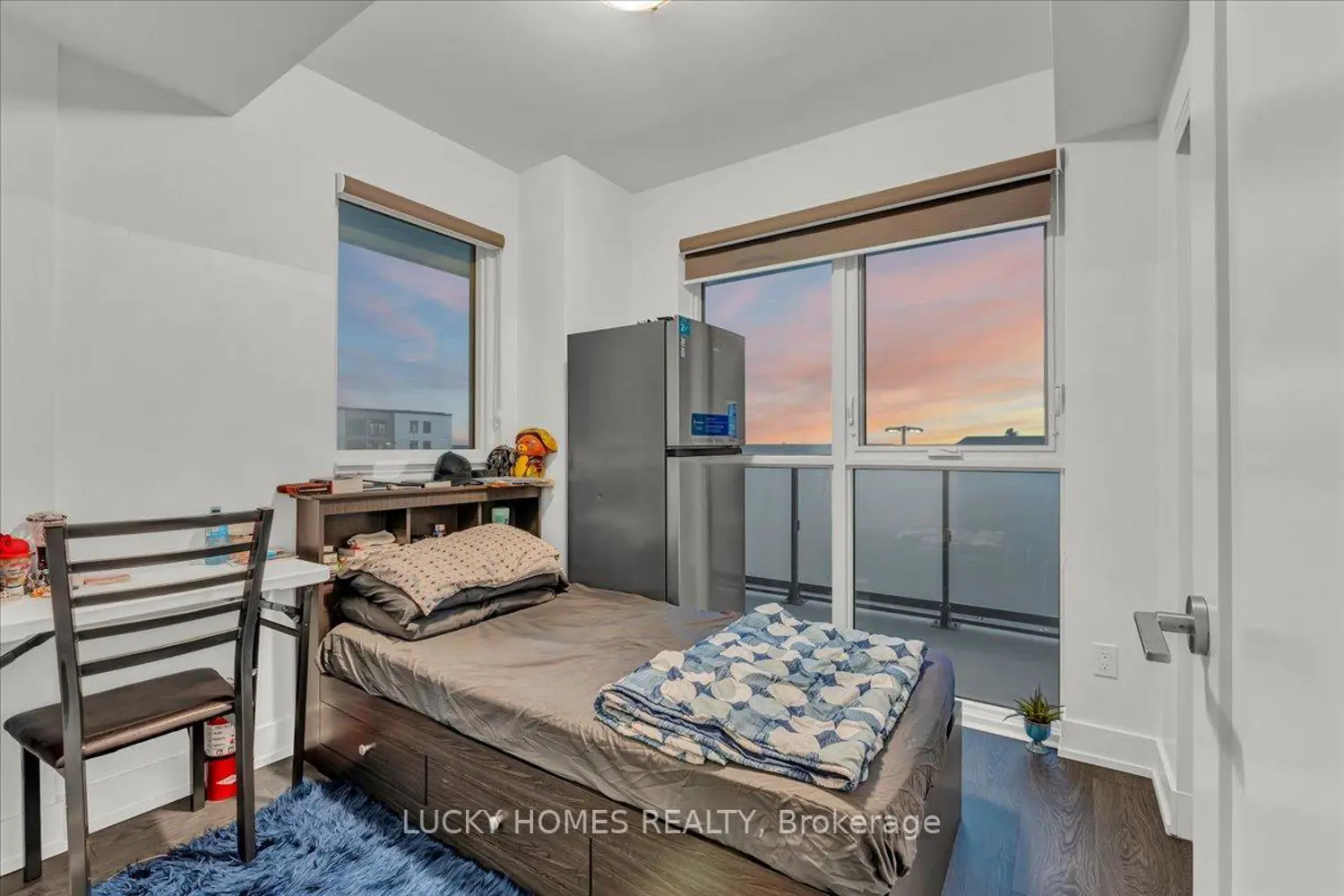 Additional image 7 of 2550 Simcoe Street 317