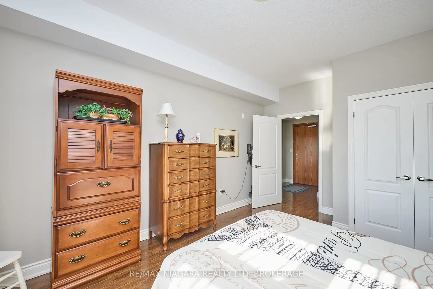 Additional image 12 of 8111 Forest Glen Drive 427