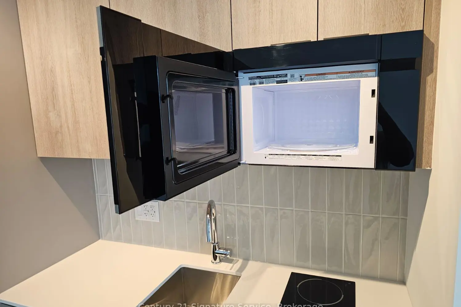 Additional image 9 of 2485 Eglinton Avenue 504