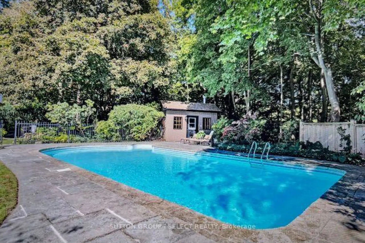 Additional image 18 of 129 Wychwood Place