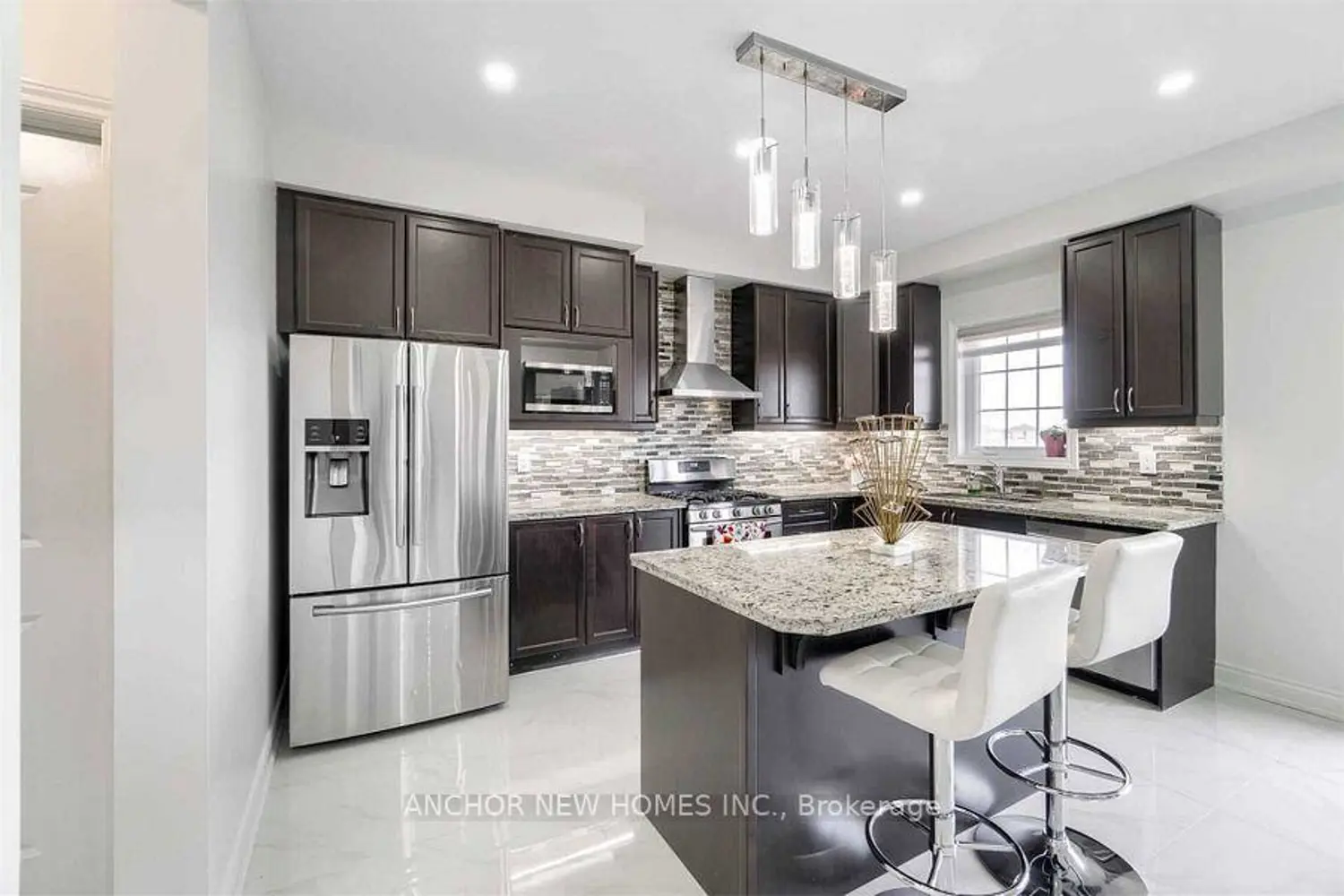 Additional image 11 of 48 Yarmouth Street