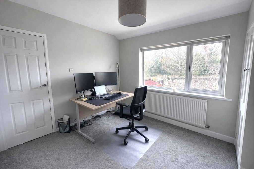 Additional image 10 of 3 bed property to rentGaer Park Drive, Newport NP20