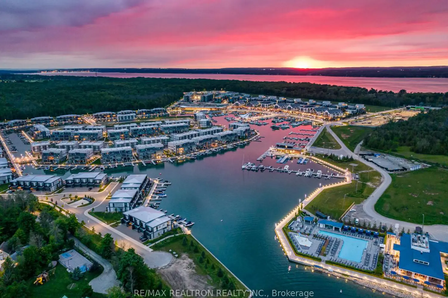 Additional image 16 of 415 Sea Ray Avenue G13