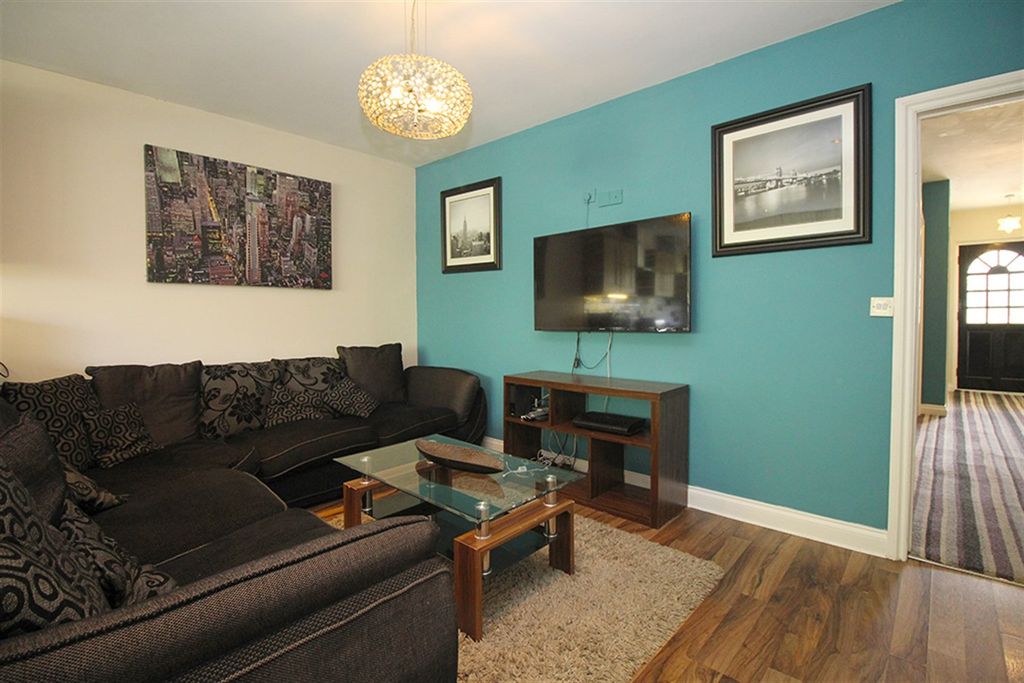 Additional image 4 of 9 bed town house to rentKnightthorpe Road, Loughborough LE11