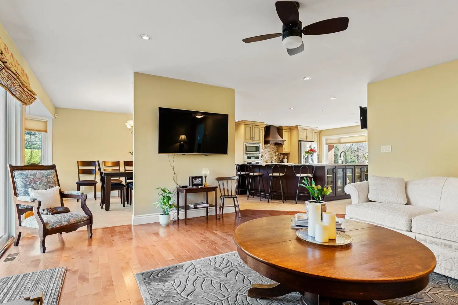 132 Earl Road photo 5