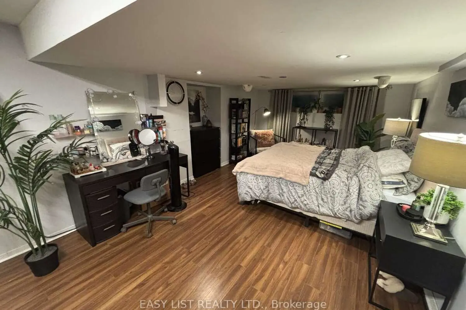 Additional image 14 of 6942 Barrisdale Drive