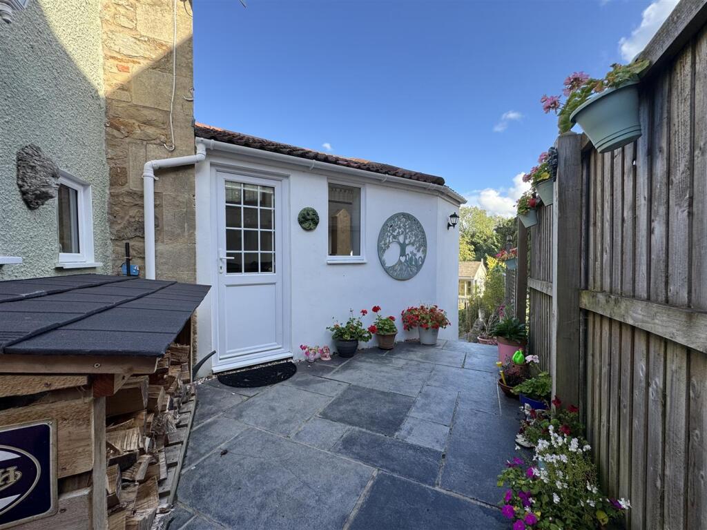 Additional image 24 of High Street, Coleford