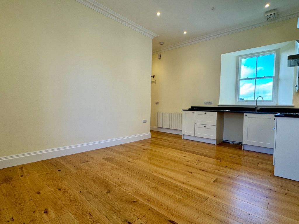 Additional image 4 of 2 bed flat to rentHigh Street, Narberth SA67