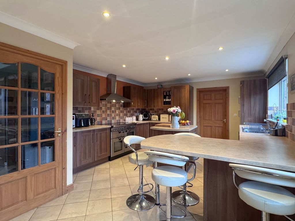 Additional image 10 of 4 bed detached house to rentMill Stream Close, Llanddewi, Llandrindod Wells LD1