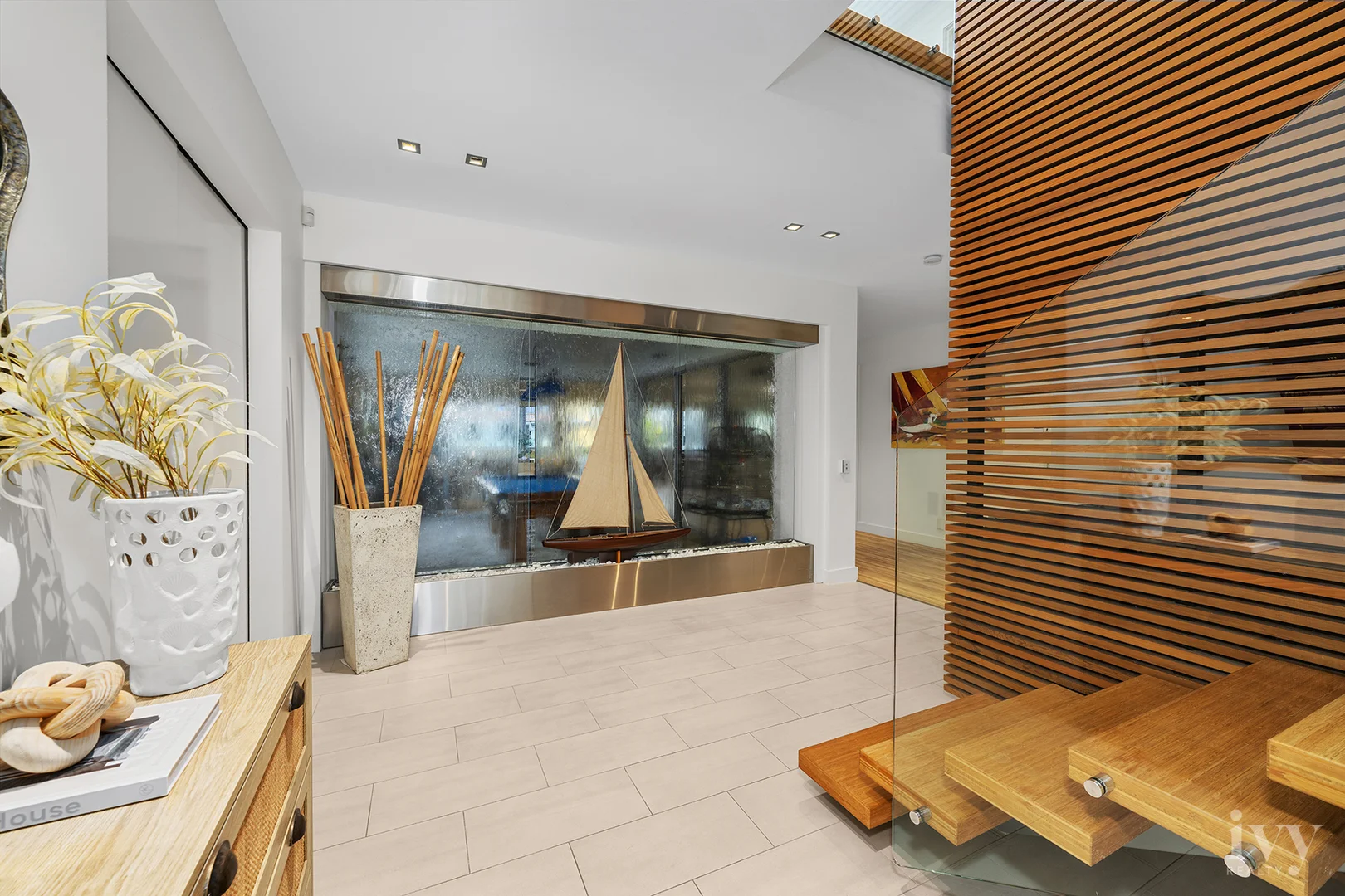 Additional image 4 of 9 Royal Albert Crescent, Sovereign Islands QLD 4216
