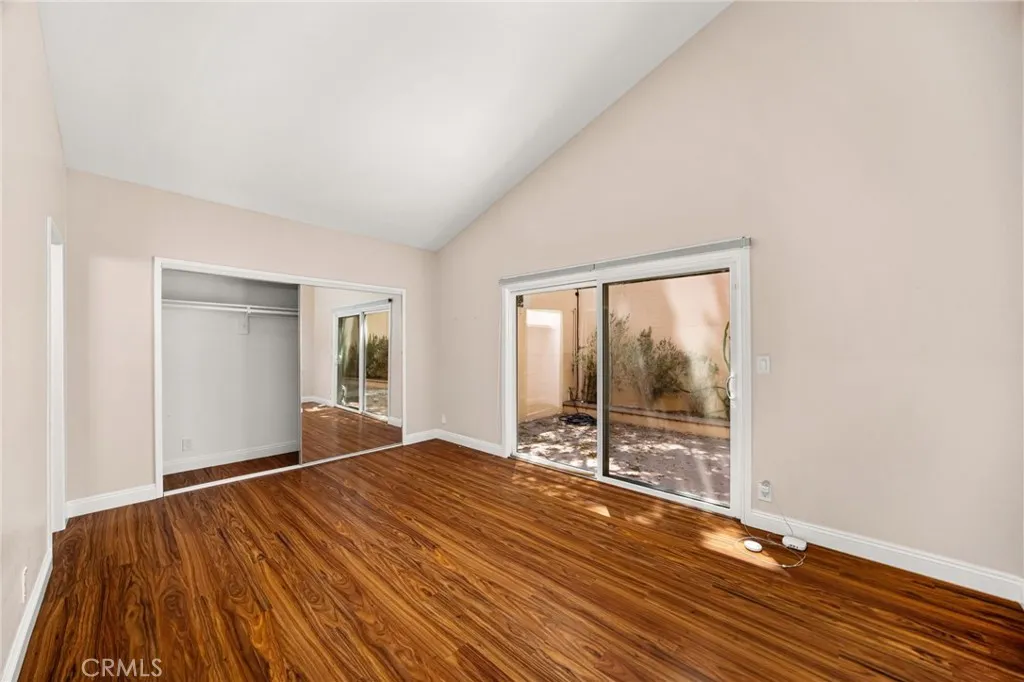 Additional image 41 of 3751 Prestwick Dr, Los Angeles, CA 90027