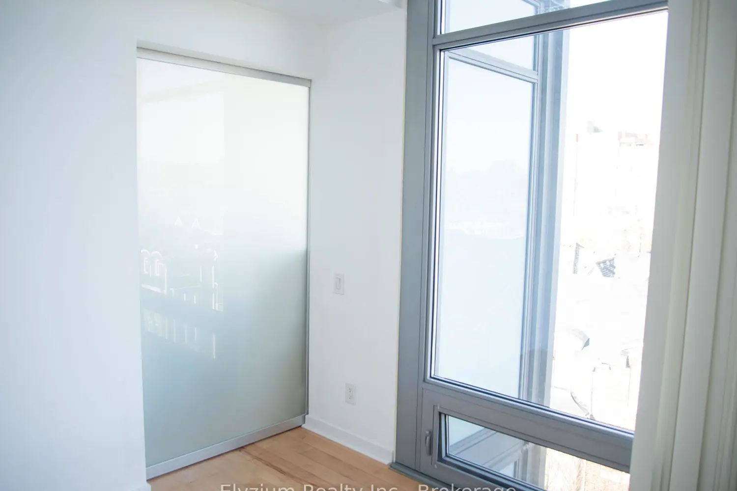 Additional image 7 of 105 The Queensway Way 510