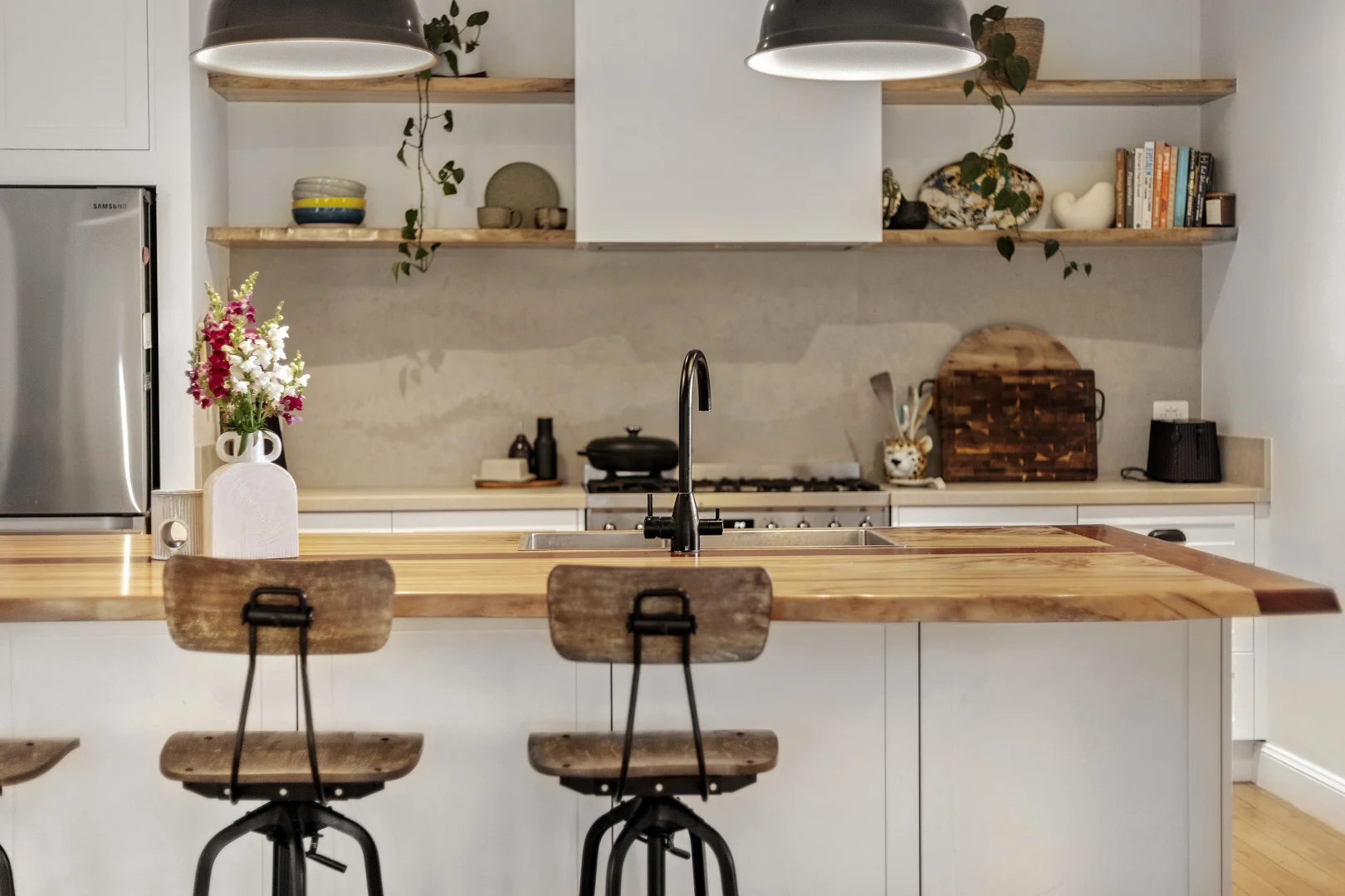 Additional image 2 of 49 Dixon Stret, Coolangatta QLD 4225