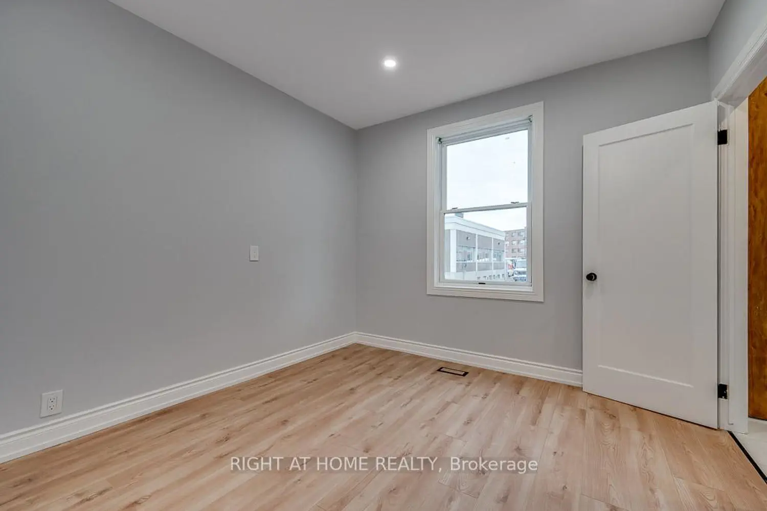 Additional image 4 of 97 Madawaska Street