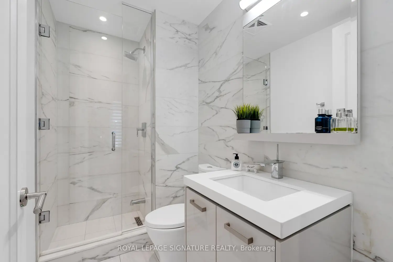 Additional image 8 of 1078 Bay Street