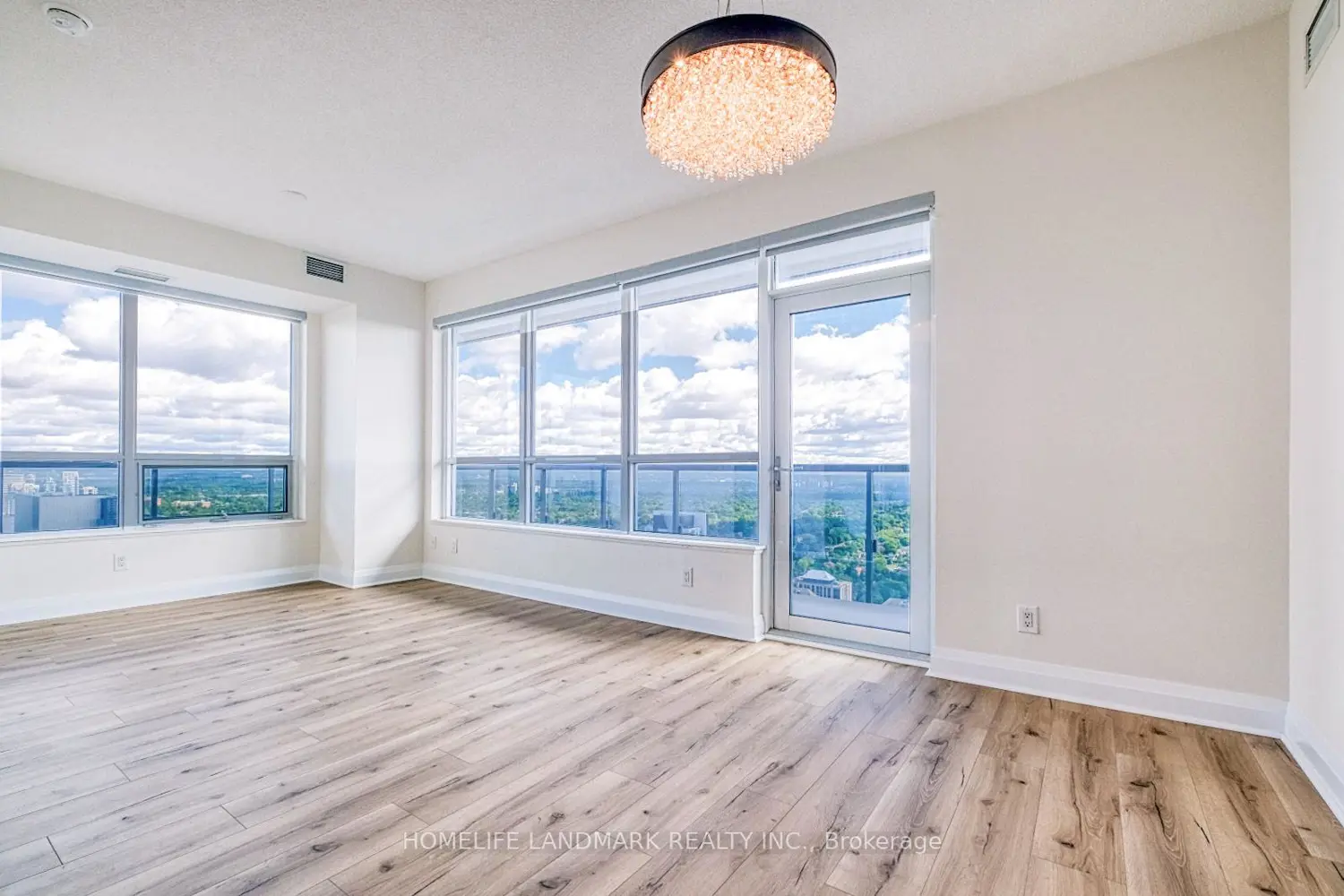 Additional image 11 of 5 Sheppard Avenue 4123