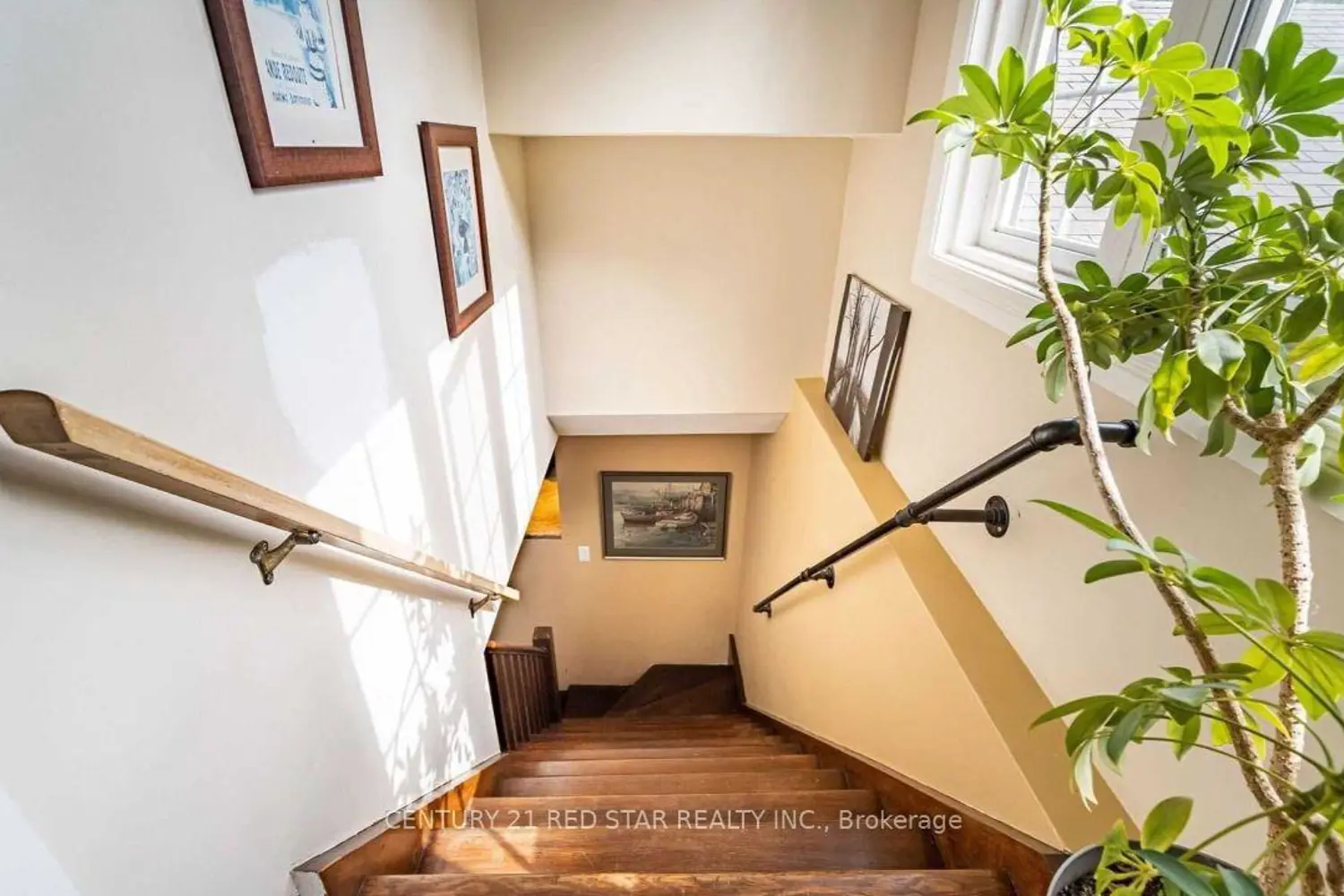 Additional image 14 of 550 Fourth Line