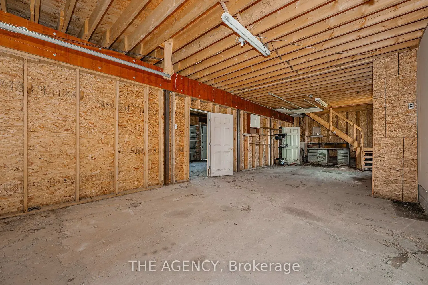 Additional image 18 of 631 Four Mile Creek Road