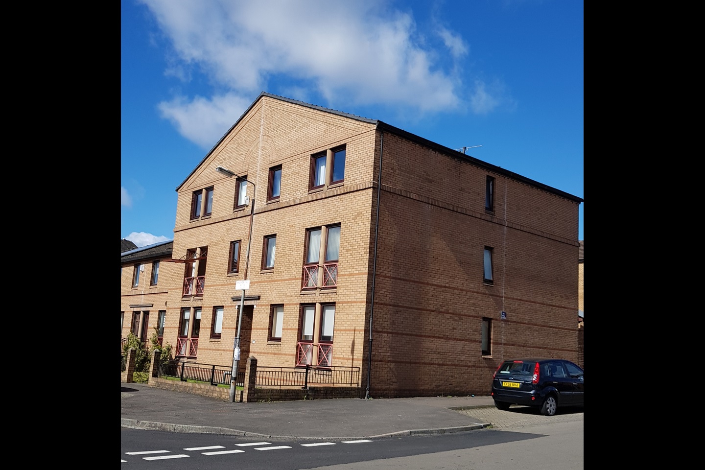 2 Bed Flat, Henderson Street, G20, N1 7GU