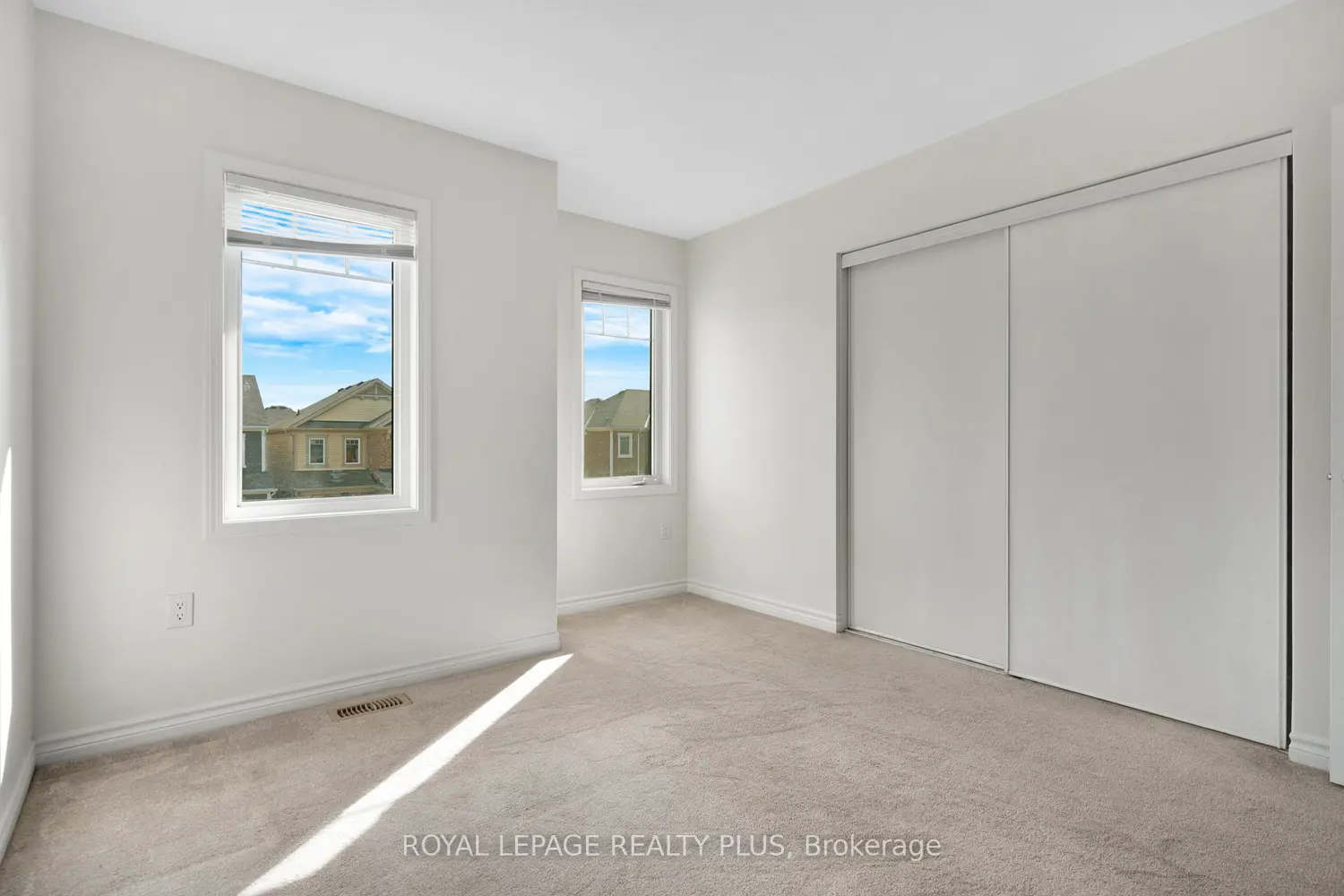 Additional image 12 of 267 Grovehill Crescent