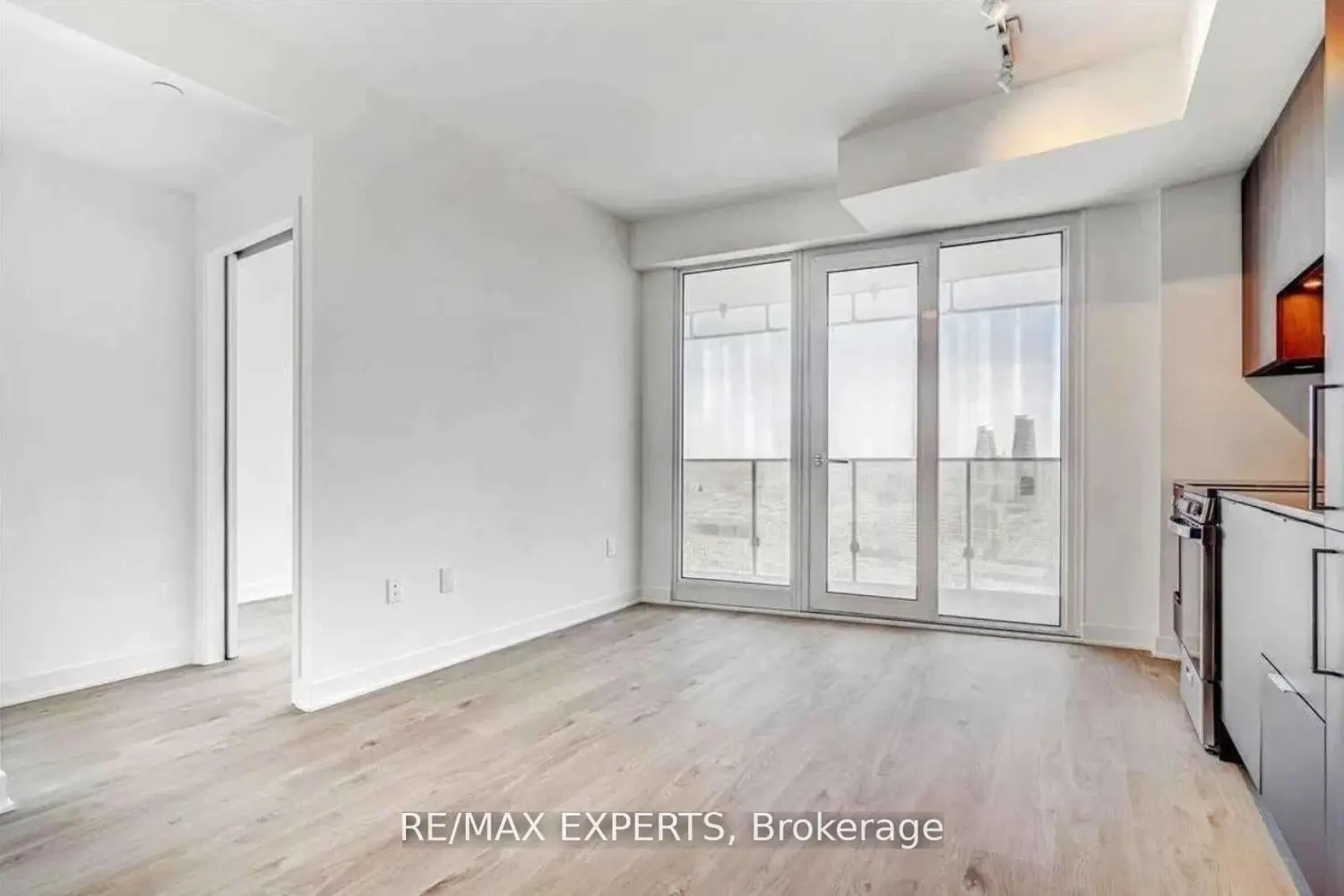 Additional image 7 of 3900 Confederation Parkway 2710