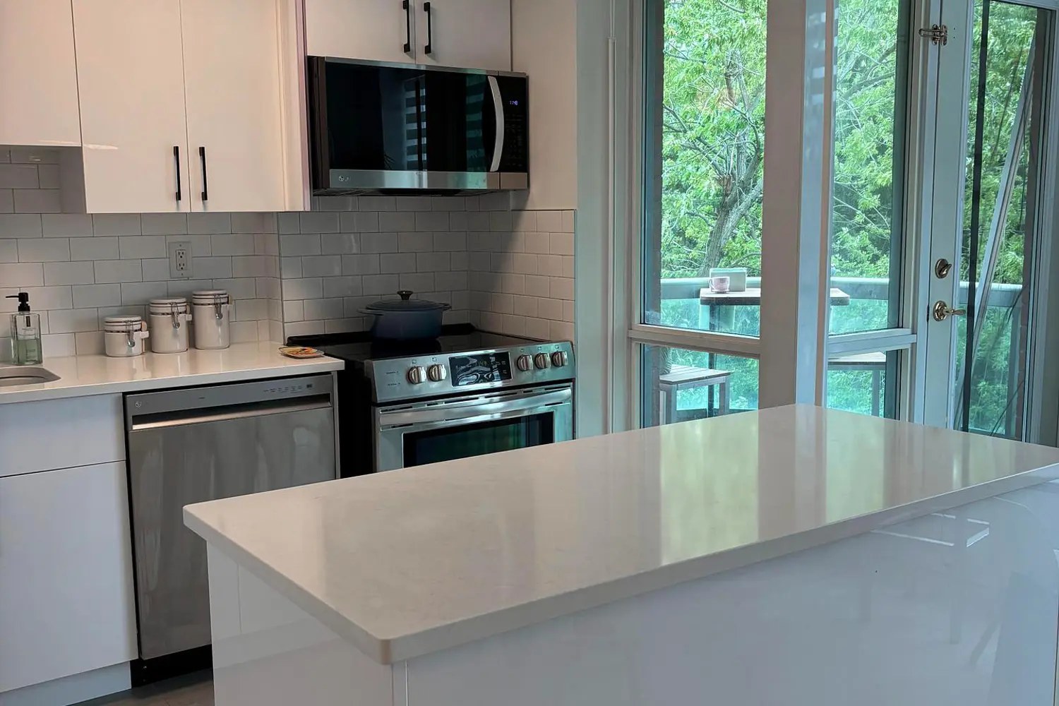 Additional image 3 of 745 New Westminster Drive 409