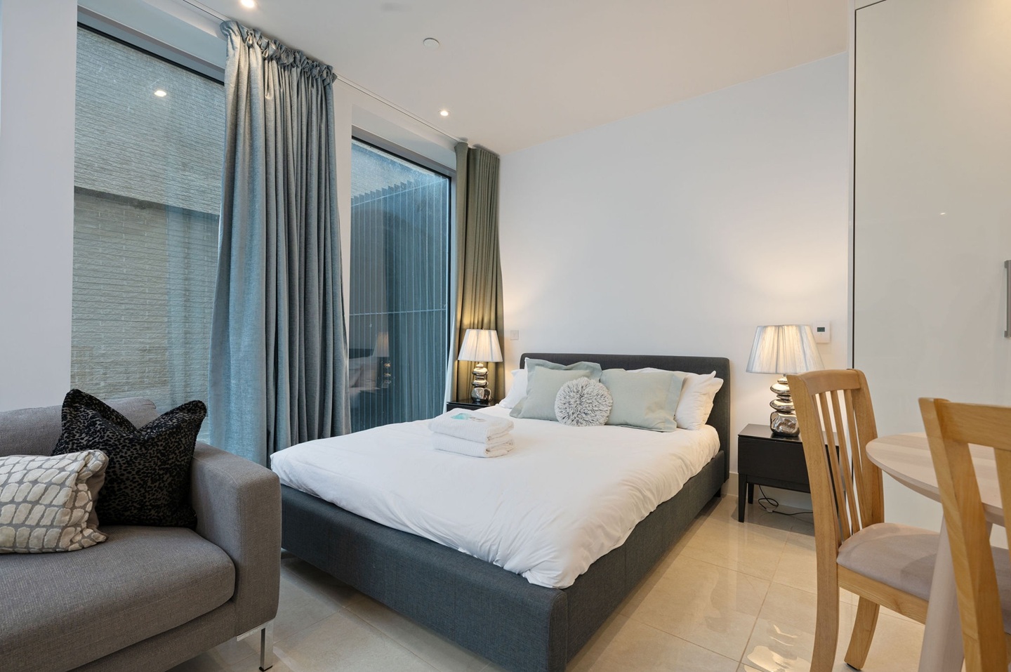 Additional image 16 of Studio Flat, Saint Vincent Place, EH3, N1 7GU