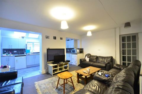 Elmdon Road, Selly Oak, Birmingham B29