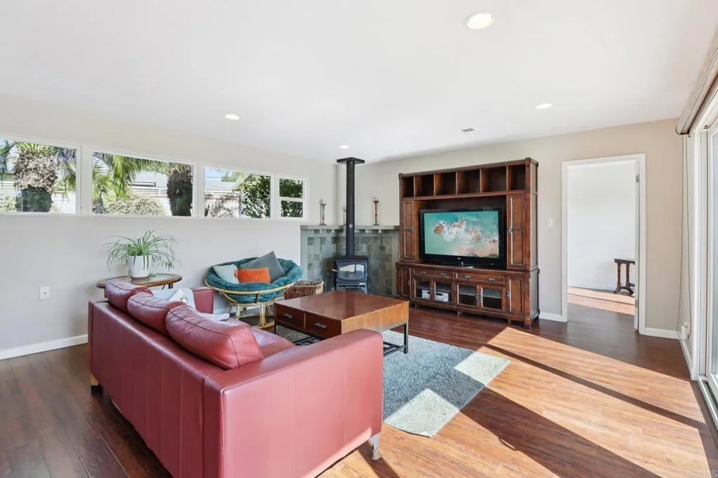 Additional image 87 of 1607 Hunsaker Street, Oceanside, CA 92054