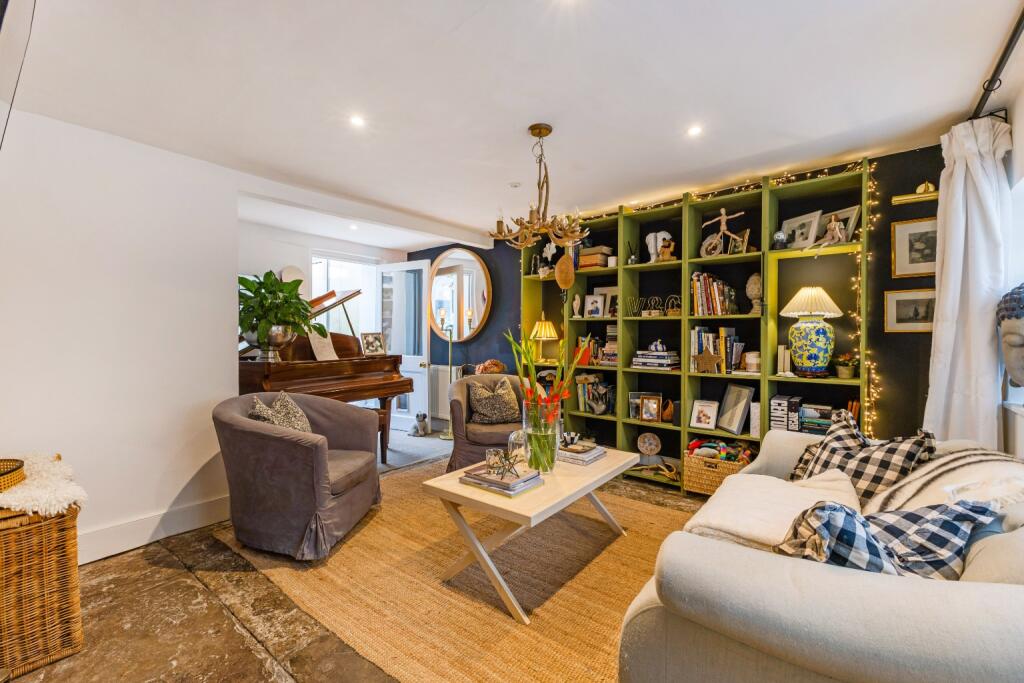 Additional image 5 of Honeypot Cottage, 22 Station Road, Castle Cary